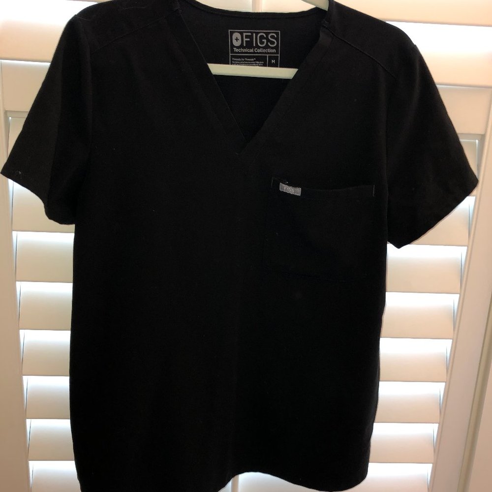 Figs Black Scrub Top
